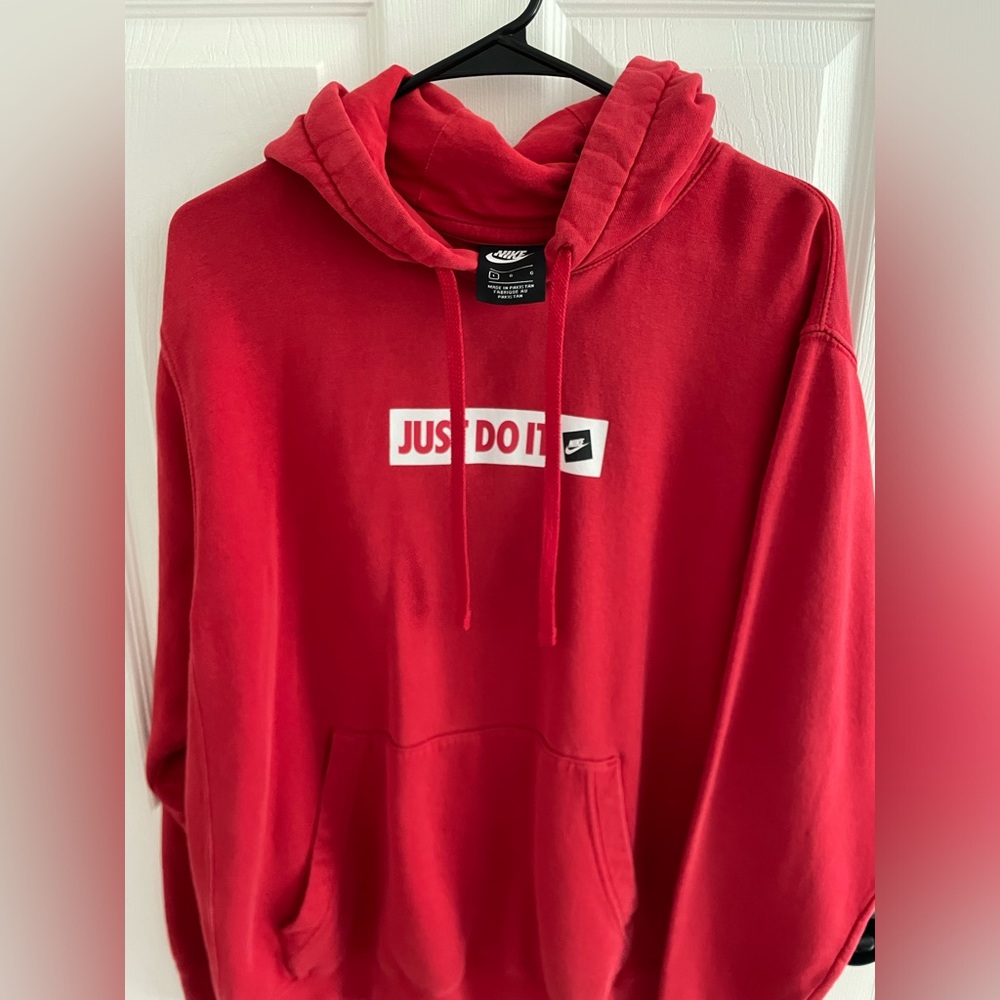 Nike Red Men's Hoodie - Picture 3 of 4
